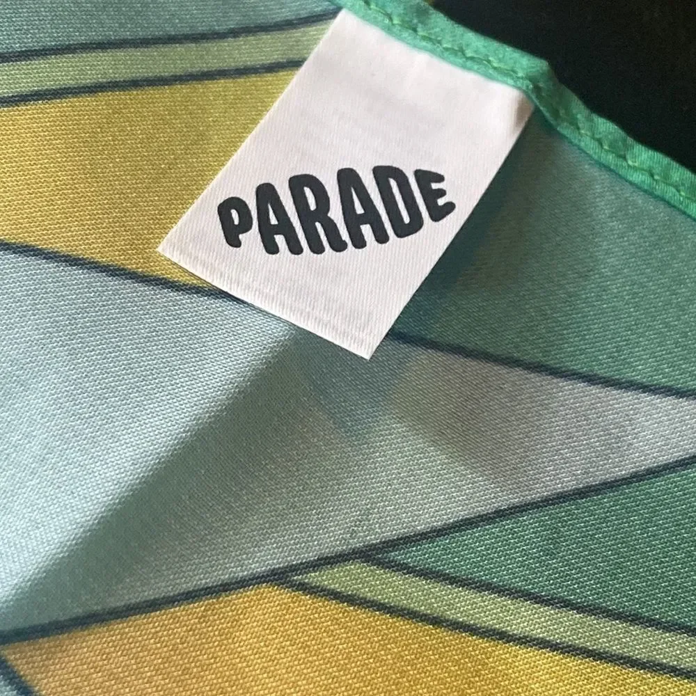 Parade please see